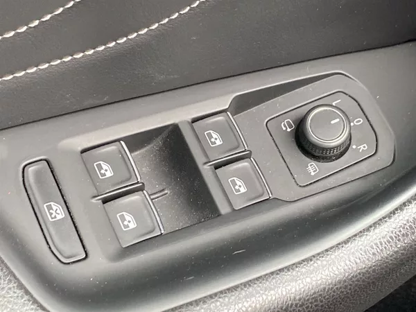 Volkswagen Passat 2.0 TDI DSG - foto 19