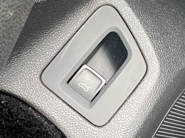 Volkswagen Passat 2.0 TDI DSG - foto 22