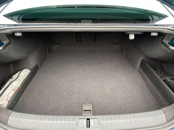 Volkswagen Passat 2.0 TDI DSG - foto 28