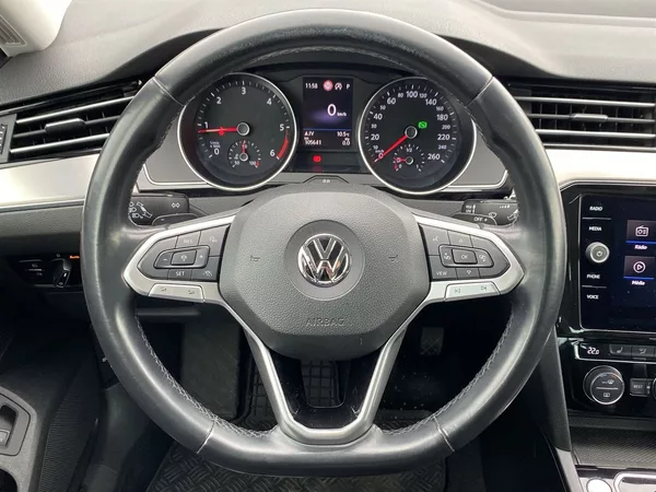 Volkswagen Passat 2.0 TDI DSG - foto 6