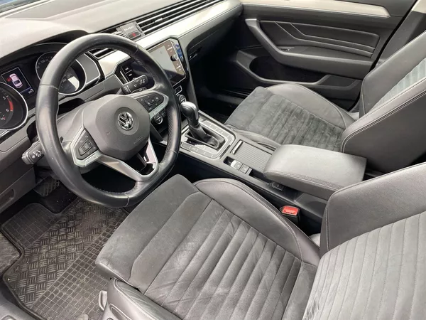 Volkswagen Passat 2.0 TDI DSG - foto 8