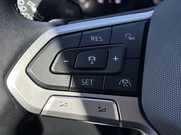 Volkswagen Polo 1.0 TSI DSG Style - foto 17