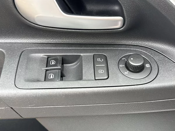 Volkswagen up! 1.0 MPI move - foto 12