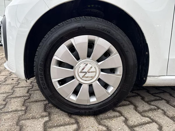 Volkswagen up! 1.0 MPI move - foto 18