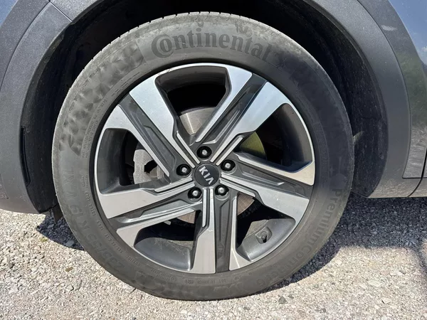 Kia Sorento 1.6 T-GDi PHEV Aut. - foto 31