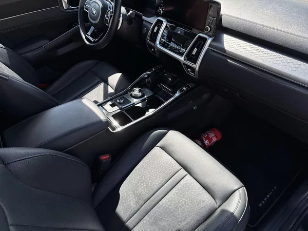 Kia Sorento 1.6 T-GDi PHEV Aut. - foto 9