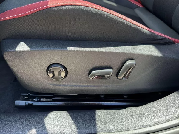 Škoda Kamiq 1.0 TSI Monte Carlo - foto 24