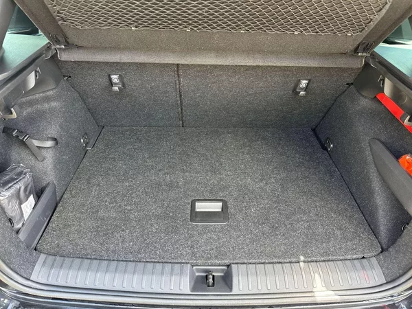 Škoda Kamiq 1.0 TSI Monte Carlo - foto 27