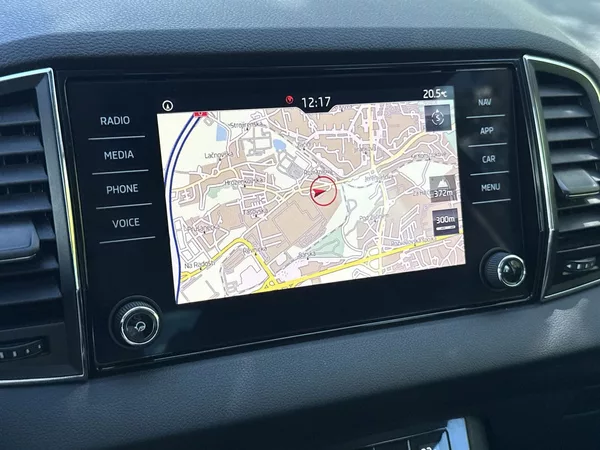 Škoda Karoq 1.6 TDI Ambition - foto 12