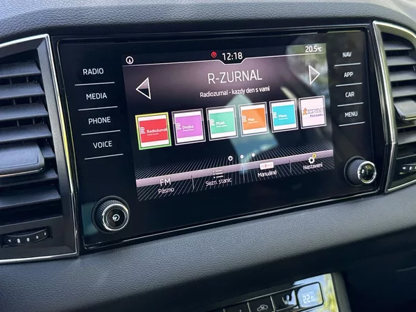 Škoda Karoq 1.6 TDI Ambition - foto 14
