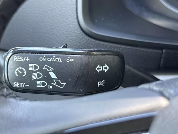 Škoda Karoq 1.6 TDI Ambition - foto 19