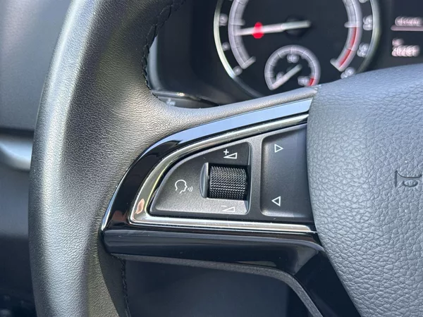 Škoda Karoq 1.6 TDI Ambition - foto 20