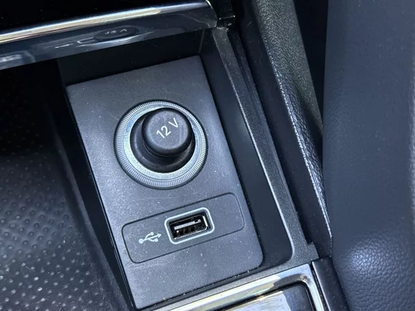 Škoda Karoq 1.6 TDI Ambition - foto 23