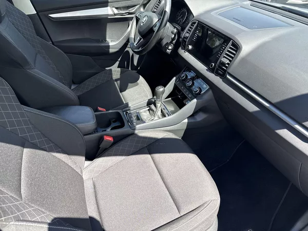 Škoda Karoq 1.6 TDI Ambition - foto 8