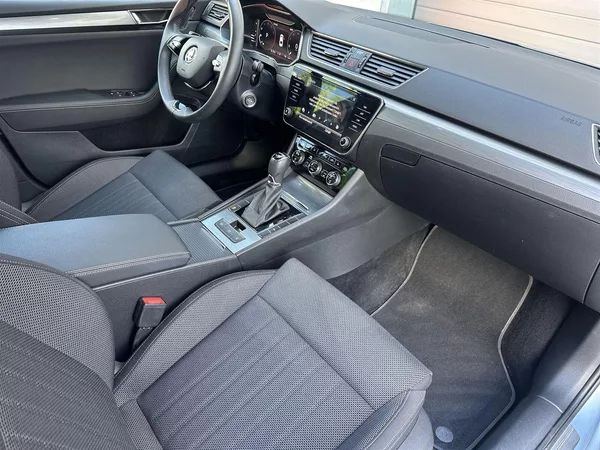 Škoda Superb 1.5 TSI DSG Style - foto 10