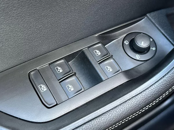 Škoda Superb 1.5 TSI DSG Style - foto 18