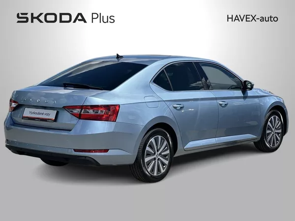 Škoda Superb 1.5 TSI DSG Style - foto 2