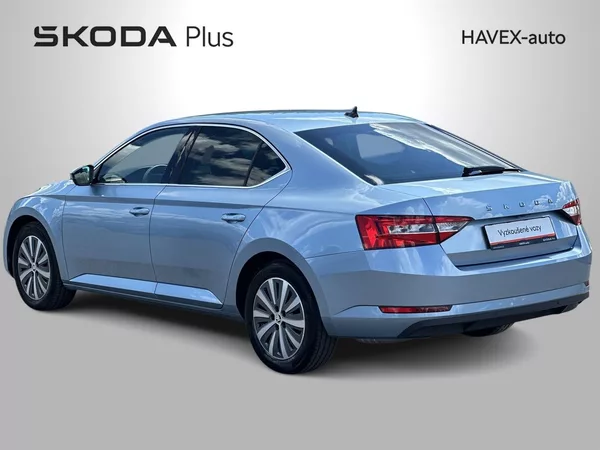 Škoda Superb 1.5 TSI DSG Style - foto 29