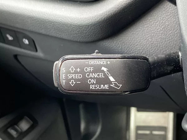 Škoda Octavia 2.0 TSI DSG RS - foto 22