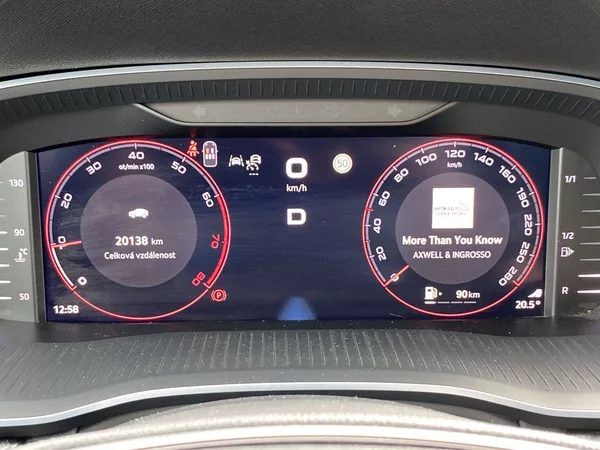 Škoda Octavia 2.0 TSI DSG RS - foto 7