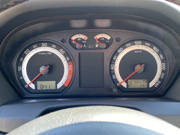 Škoda Fabia 1.9 TDI RS - foto 11