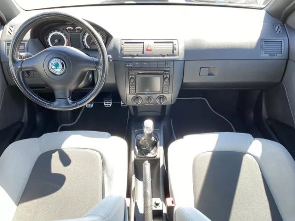 Škoda Fabia 1.9 TDI RS - foto 5