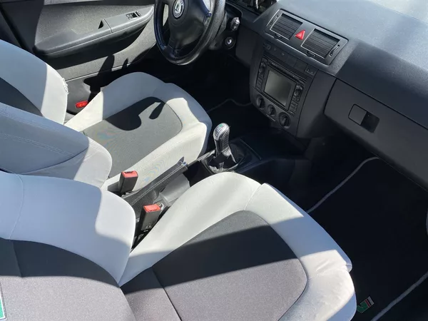 Škoda Fabia 1.9 TDI RS - foto 8