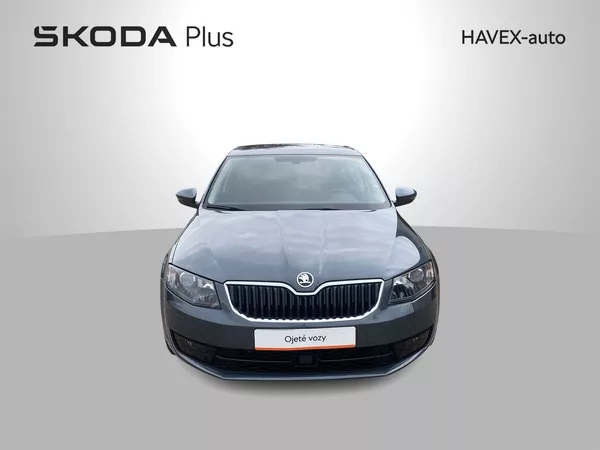 Škoda Octavia 2.0 TDI Elegance - foto 4