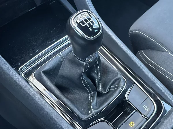 Škoda Karoq 2.0 TDI Sportline - foto 17