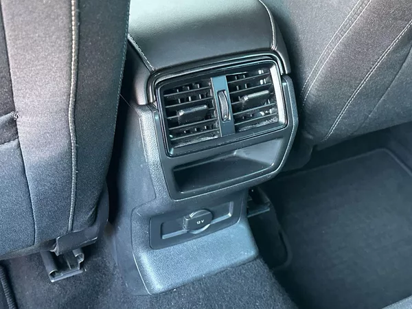 Škoda Karoq 2.0 TDI Sportline - foto 24
