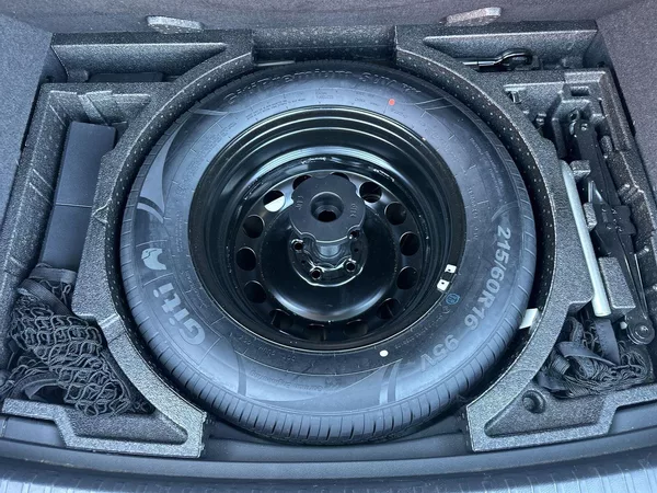 Škoda Karoq 2.0 TDI Sportline - foto 28