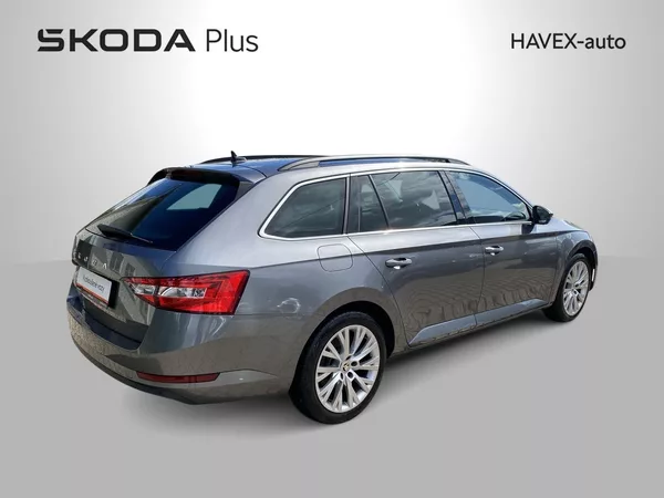 Škoda Superb Combi 2.0 TDI DSG Ambition - foto 2