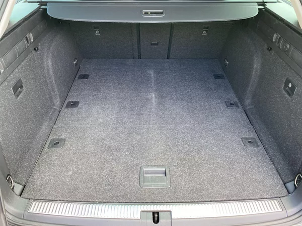 Škoda Superb Combi 2.0 TDI DSG Ambition - foto 27