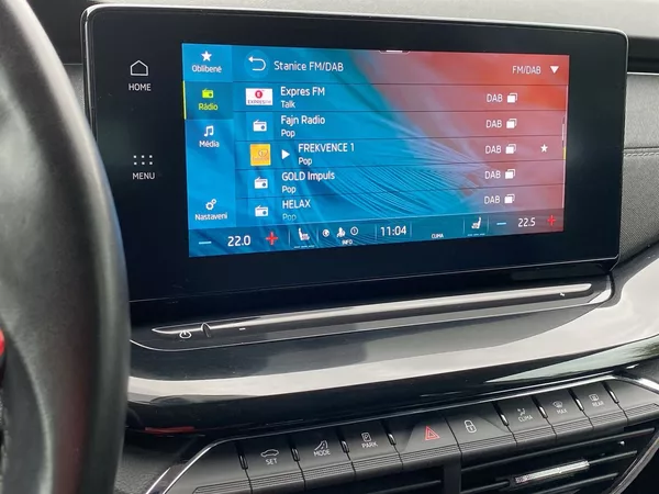 Škoda Octavia Combi 2.0 TDI 4x4 DSG Style + - foto 11