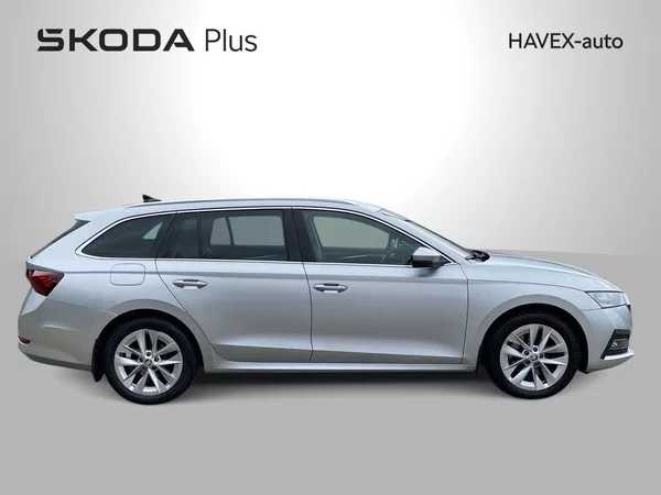 Škoda Octavia Combi 2.0 TDI 4x4 DSG Style + - foto 32