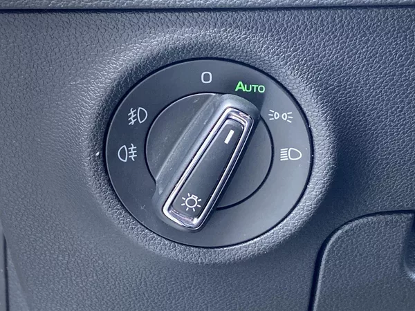 Škoda Karoq 1.6 TDI DSG Style + - foto 20