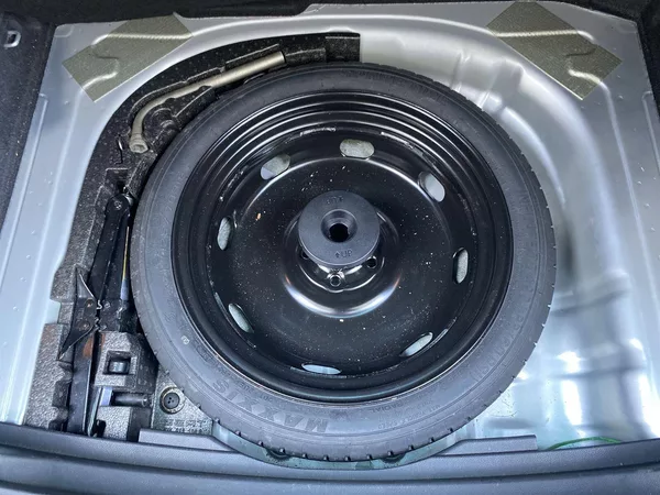 Škoda Karoq 1.6 TDI DSG Style + - foto 27