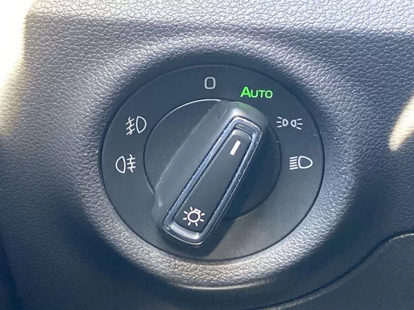 Škoda Kamiq 1.0 TSI Style - foto 19