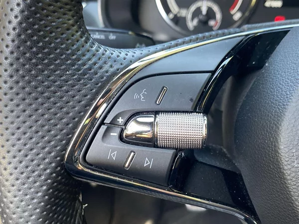 Škoda Kamiq 1.0 TSI Style - foto 22