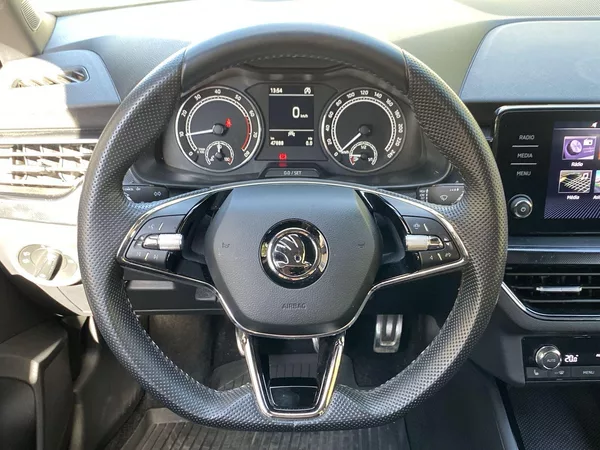 Škoda Kamiq 1.0 TSI Style - foto 6