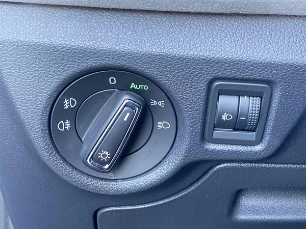 Škoda Kamiq 1.0 TSI Top Selection - foto 19