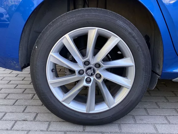 Škoda Kamiq 1.0 TSI Top Selection - foto 29