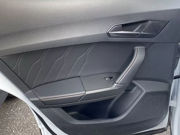 Cupra Formentor 1.5 TSI DSG - foto 35