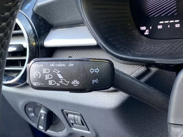 Škoda Fabia 1.0 MPI Selection - foto 21