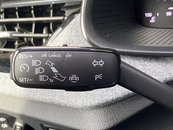 Škoda Scala 1.0 TSI Selection - foto 21