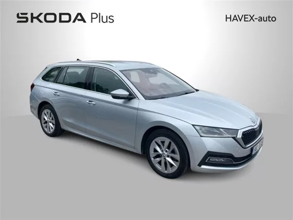 Škoda Octavia Combi 2.0 TDI DSG Style +