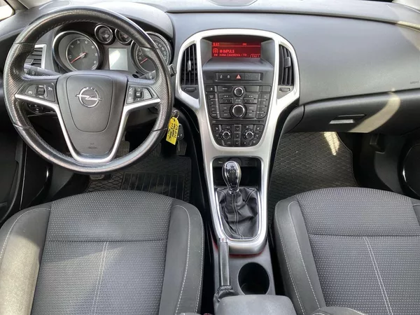 Opel Astra Combi 1.7 D Sport Tourer - foto 5