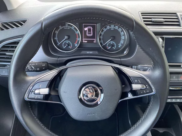 Škoda Fabia 1.0 TSI Style - foto 16
