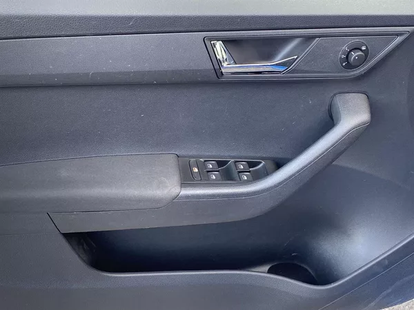 Škoda Fabia 1.0 TSI Style - foto 21