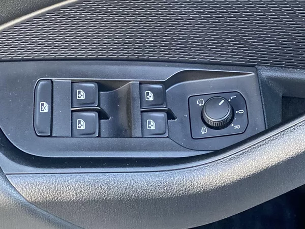 Škoda Octavia 1.5 TSI Style+ - foto 25